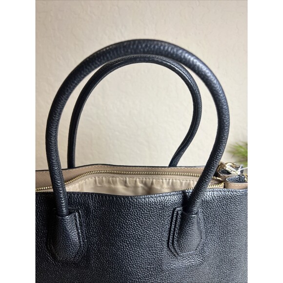 Michael Kors Mercer Large Accordion Classic Black Pebbled Leather Bag Business